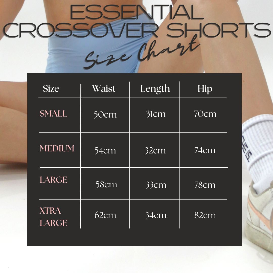 ESSENTIAL SCRUNCH SHORTS